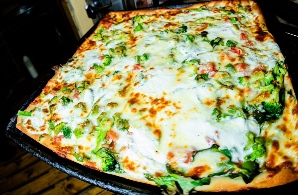 Pizza Sizes & Family Favorites