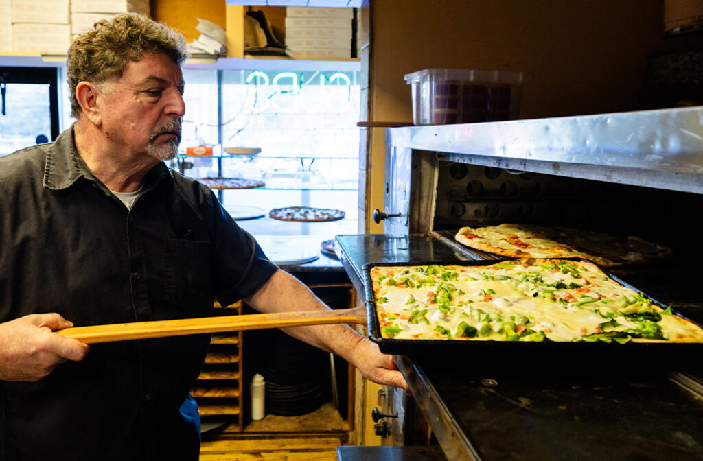 What Are the Most Popular Pizzas at Naples Pizza?
