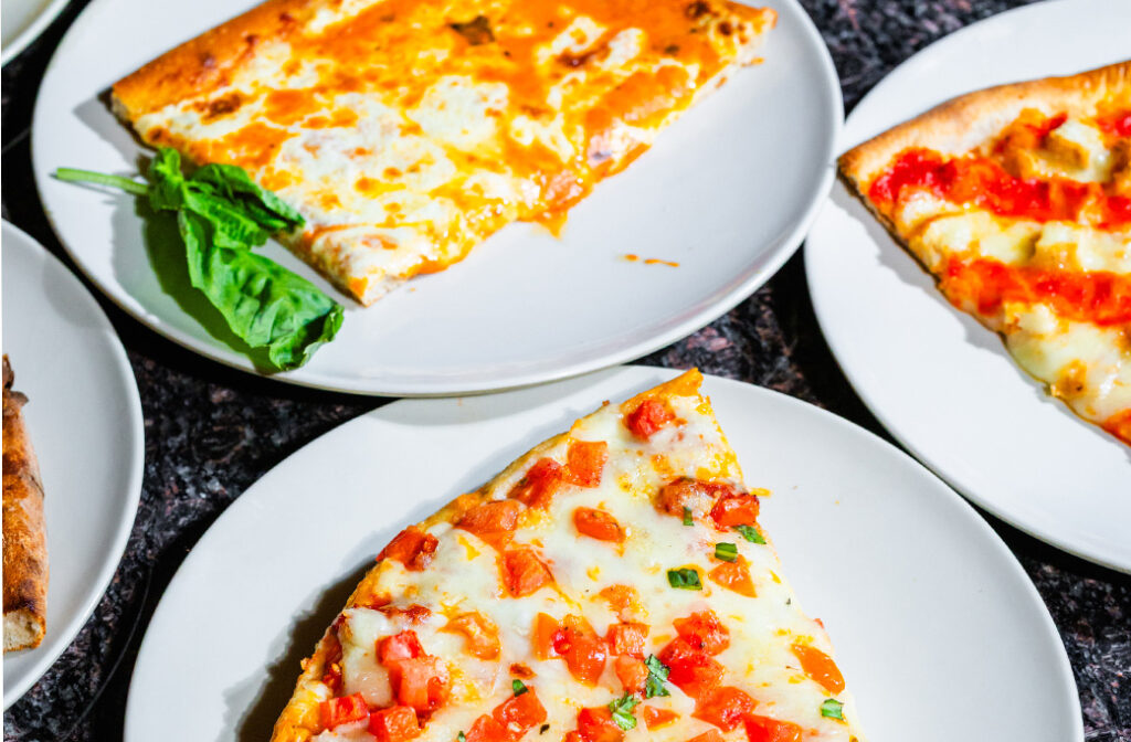 What Are the Best Pizzas for Summer Parties at Naples Pizza?